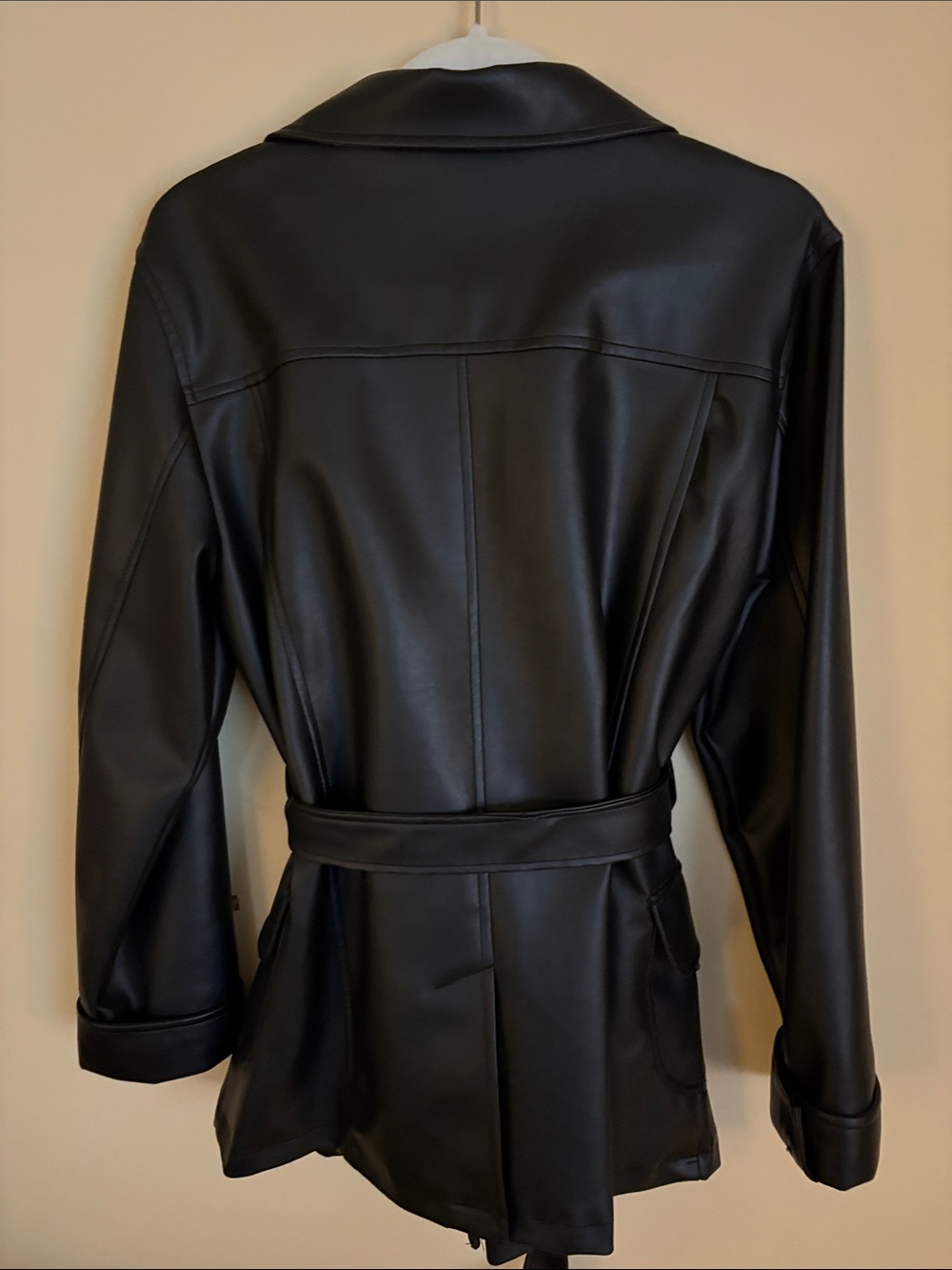 Black Leather belted blazer - Picture 2 of 4